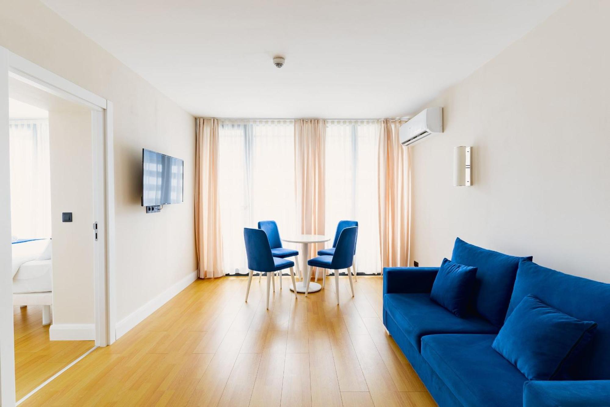Orbi City Hotel With Sea View บาทูมิ ภายนอก รูปภาพ
