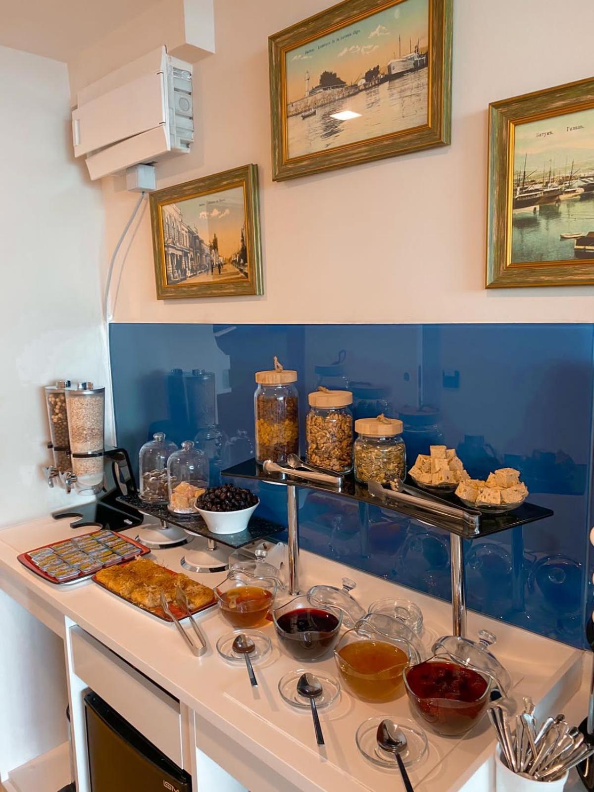Orbi City Hotel With Sea View บาทูมิ ภายนอก รูปภาพ
